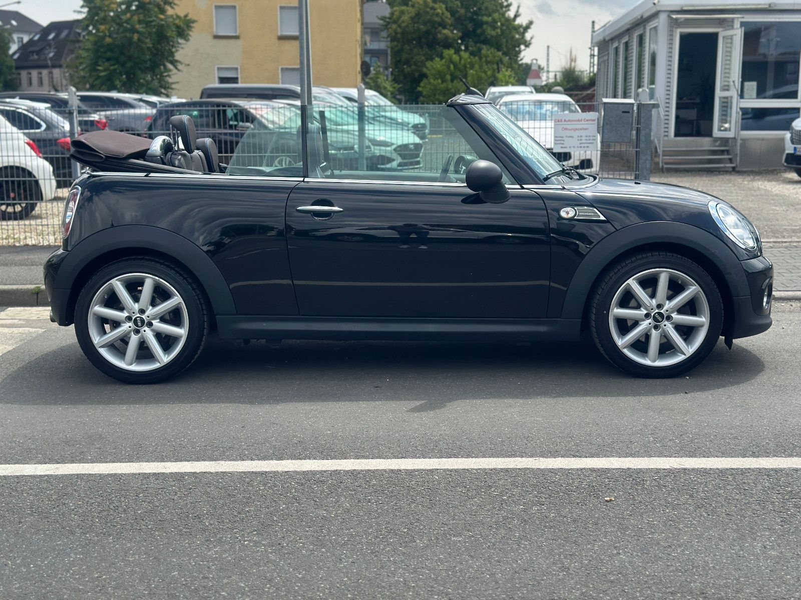Fahrzeugabbildung MINI ONE CABRIO HIGHGATE*SONDERMODELL*