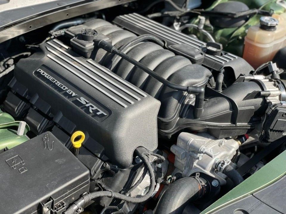 Fahrzeugabbildung Dodge Charger 2020er 6.4 SRT Scatpack Schiebedach