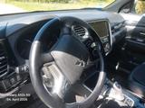 Mitsubishi Plug-in Hybrid Outlander 2.4 MIVEC PLUG-IN H... - scheckheftgepflegte Mitsubishi Plug-in Hybrid Outlander