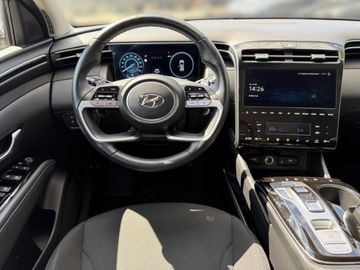 Hyundai TUCSON - 10