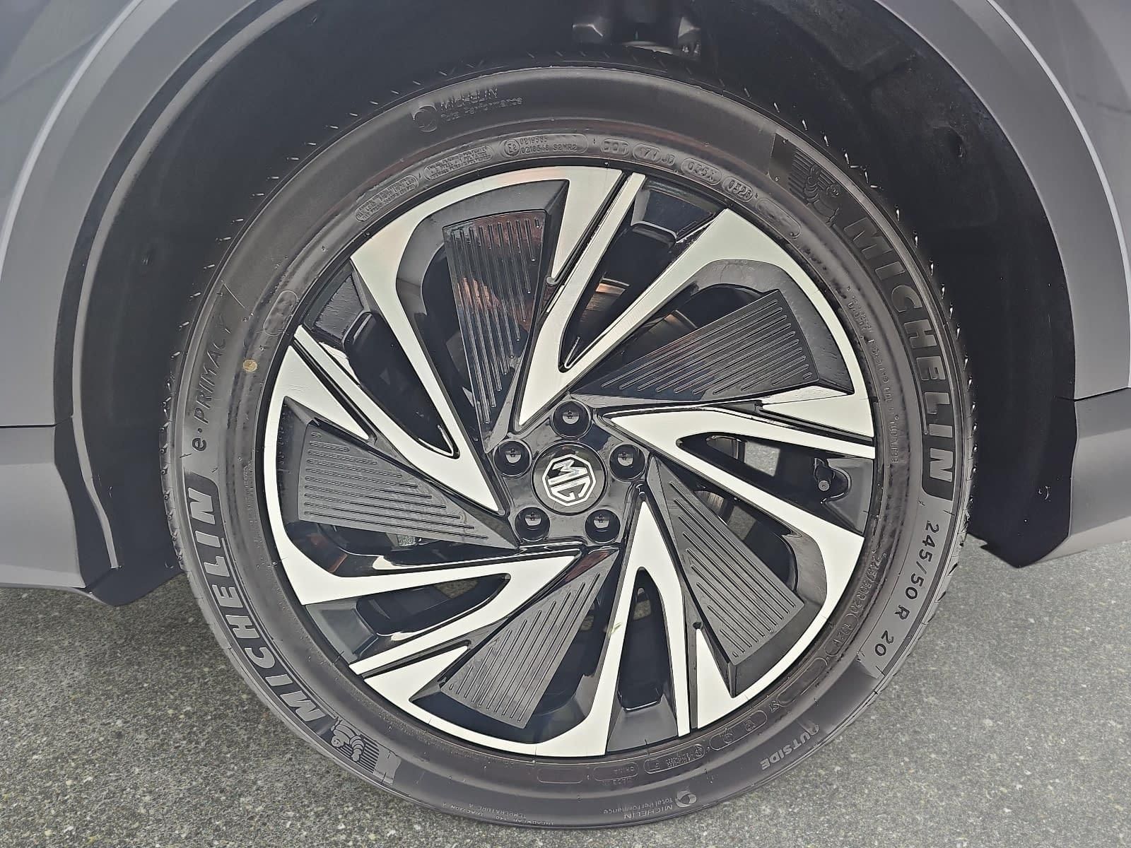 MG S6 EV