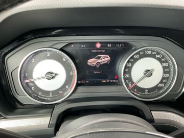 Volkswagen Touareg - 12