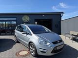 Ford S-MAX Titanium - Ford S-Max aus 2010: Titanium