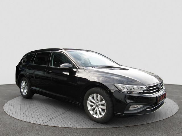 Volkswagen Passat Variant 2.0 TDI Busi NAVI AHK PDC LED ALU