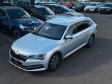 Skoda Superb DSG*StdHzg*AHK*Amundsen Paket*Top Family! - Skoda: mit Navigationssystem, Amundsen