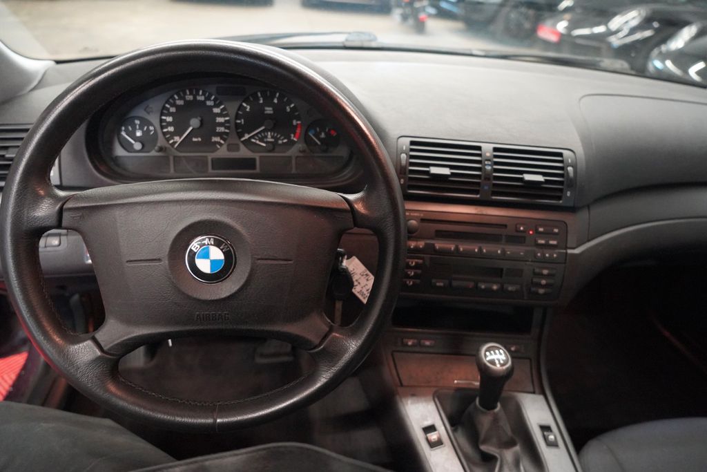 BMW 3 Series 2002