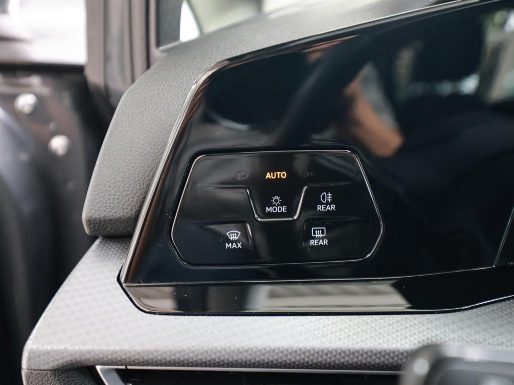 Volkswagen Golf VIII 2.0 TDI DSG ACTIVE AHK ACC LED NAVI BT, миниатюра 20