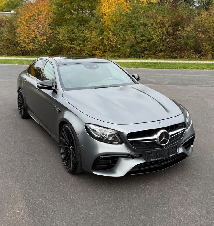 Mercedes-Benz E 63 AMG