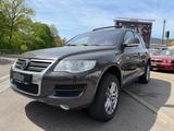 Volkswagen Touareg R5 TDI*GEPFLEGT*NAVI*BLUETOOTH*AHK*LEDER - Volkswagen Touareg aus 2007: TDI