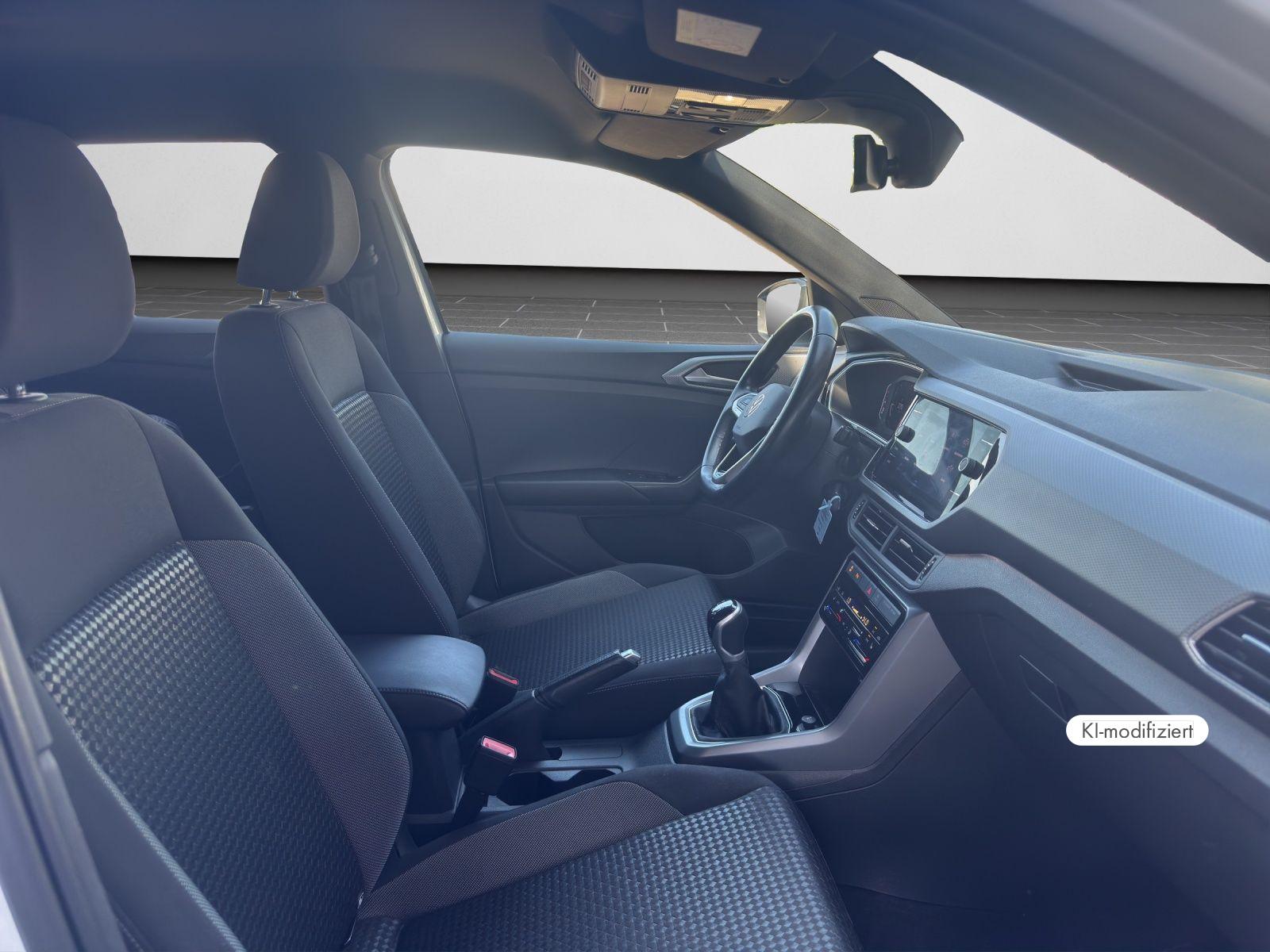 Volkswagen T-Cross ACTIVE 1.0 TSI NAVI IQ.DRIVE PDC SHZ ACC