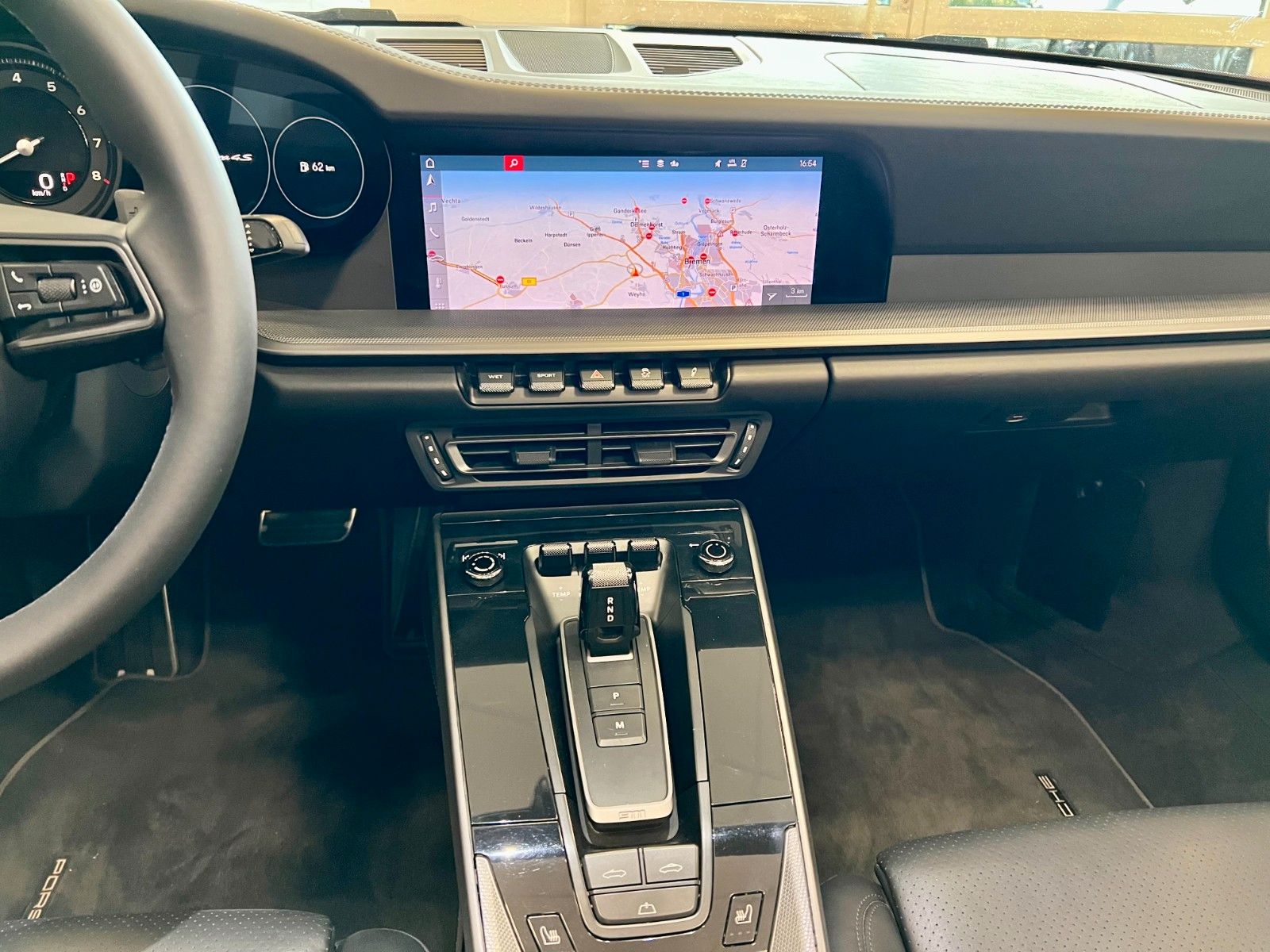 Fahrzeugabbildung Porsche 911 992 Carrera 4S Cabrio ACC, Sportabgasanlage