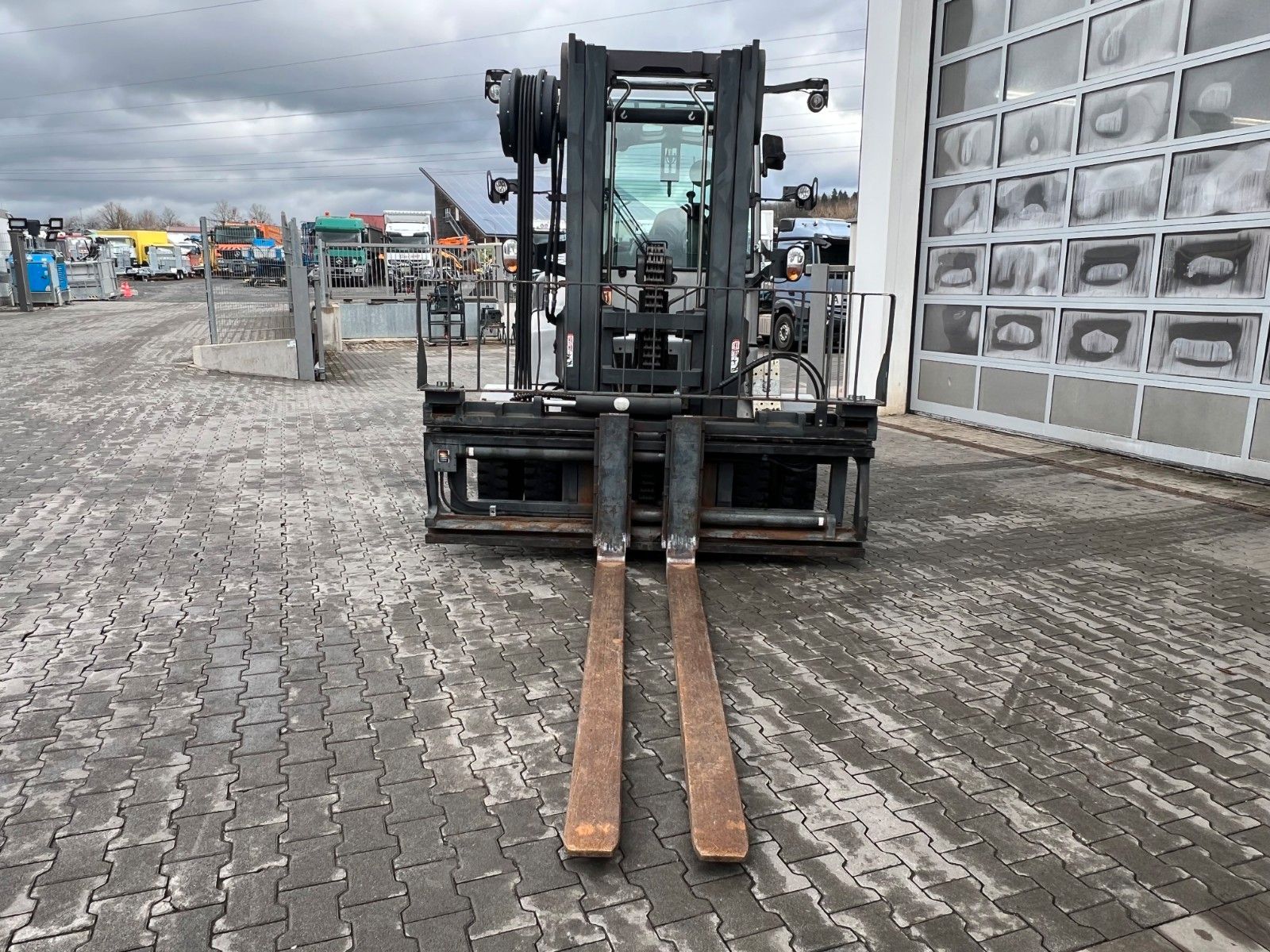 Fahrzeugabbildung Still RX70-80 / Duplex: 4.70m! / Zinkenversteller / SS