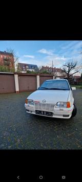 Opel Kadett - weiße Opel Kadett