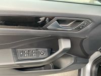 Volkswagen T-Roc - Vorschau Bild 12