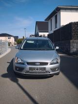Ford Focus 1,6 Ti-VCT Ghia Ghia - Ford Focus aus 2005: Ghia
