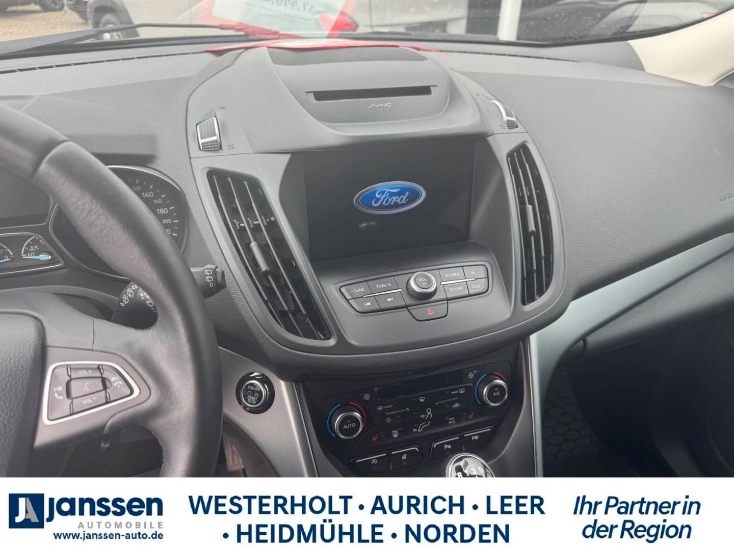 Fahrzeugabbildung Ford Kuga EcoBoost Cool & Connect