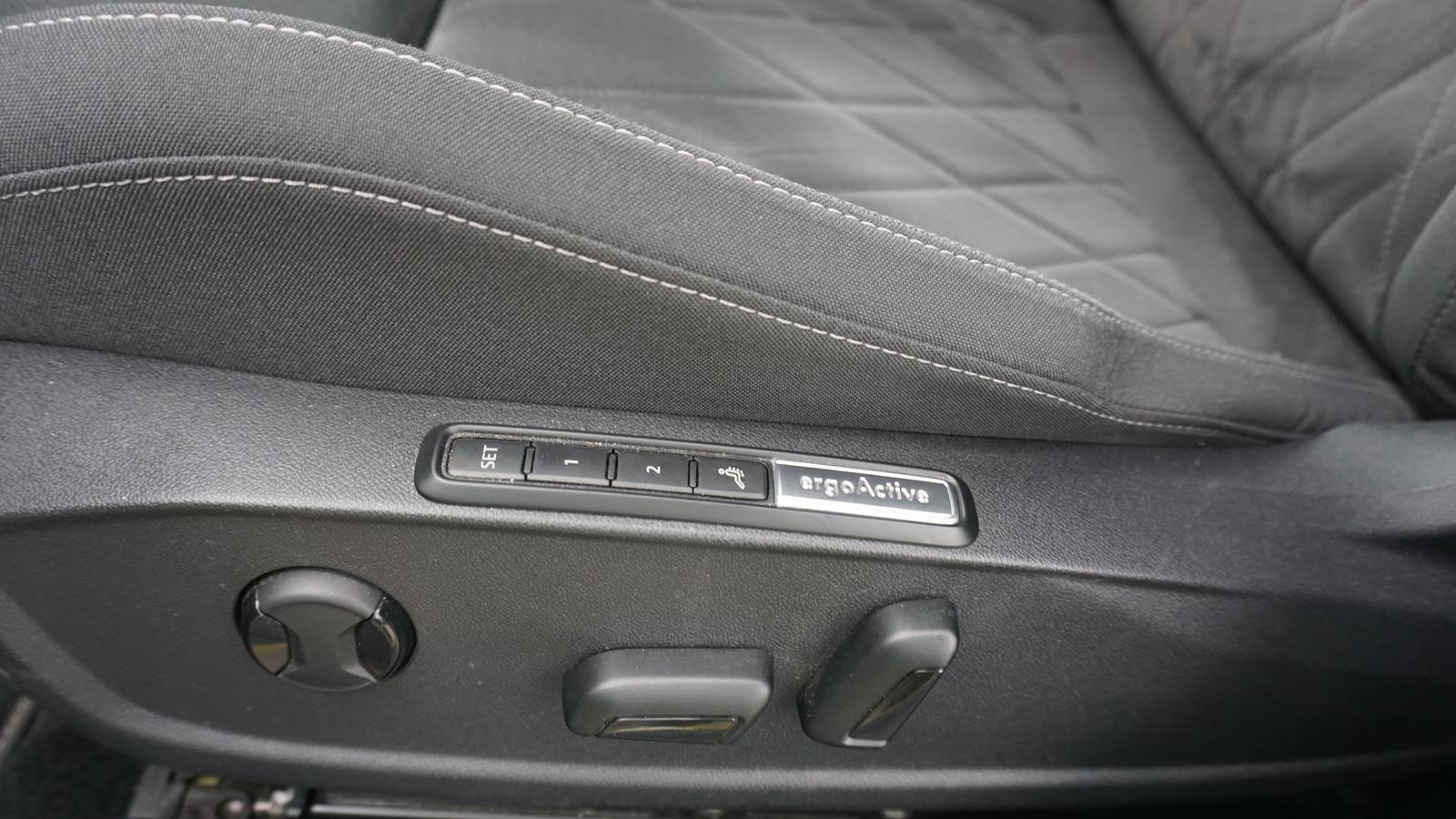 Volkswagen Golf VIII 1.5 eTSI DSG Style LED Navi ACC Kamera, миниатюра 27