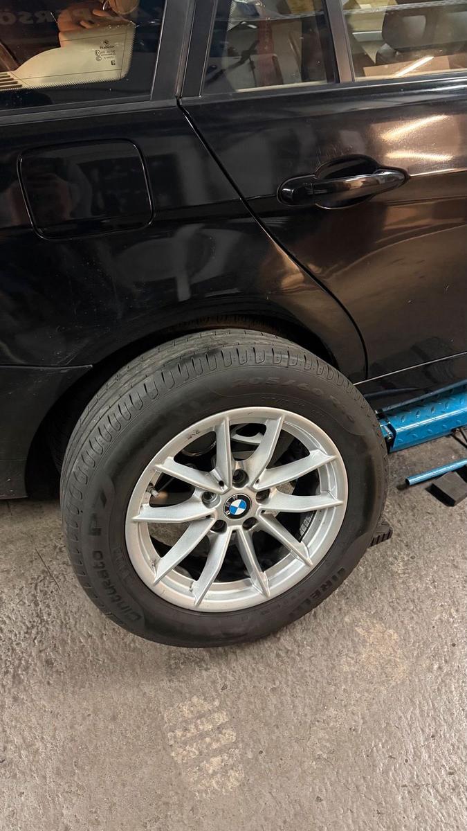 BMW 320 2007 — photo 13