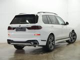 BMW X7 x40d M Sport Standh.IntAktivL.SurView.Gestik - : Weiß, Schiebedach