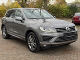 Volkswagen Touareg V6 TDI Terrain Tech 4Mot*R-LINE*LEDER* - gebrauchte VW Touareg aus dem Jahr 2017