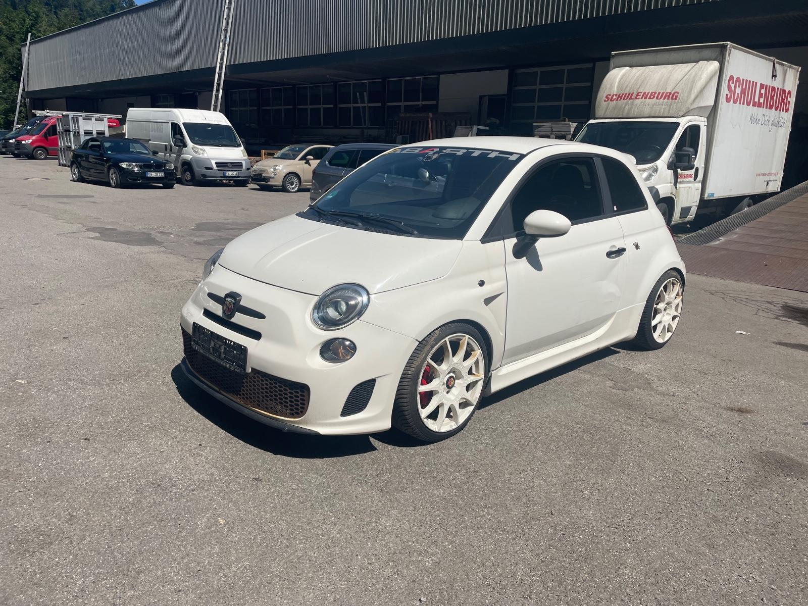 Abarth 500  Abarth Xenon Sportauspuff Klima Alufelgen