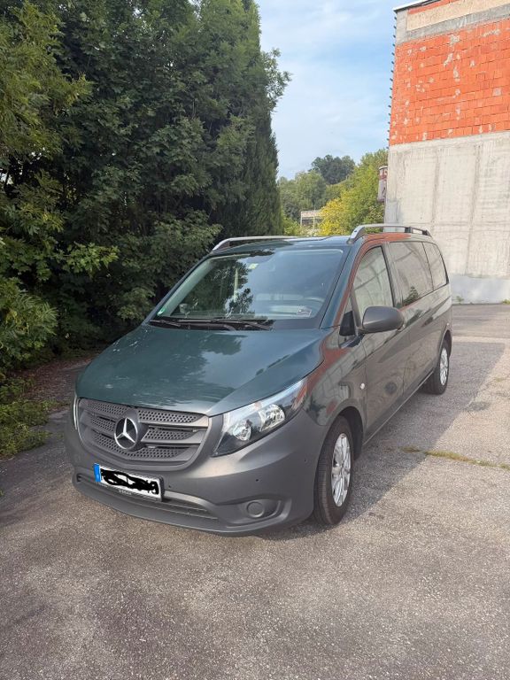 Image of Mercedes-Benz Vito