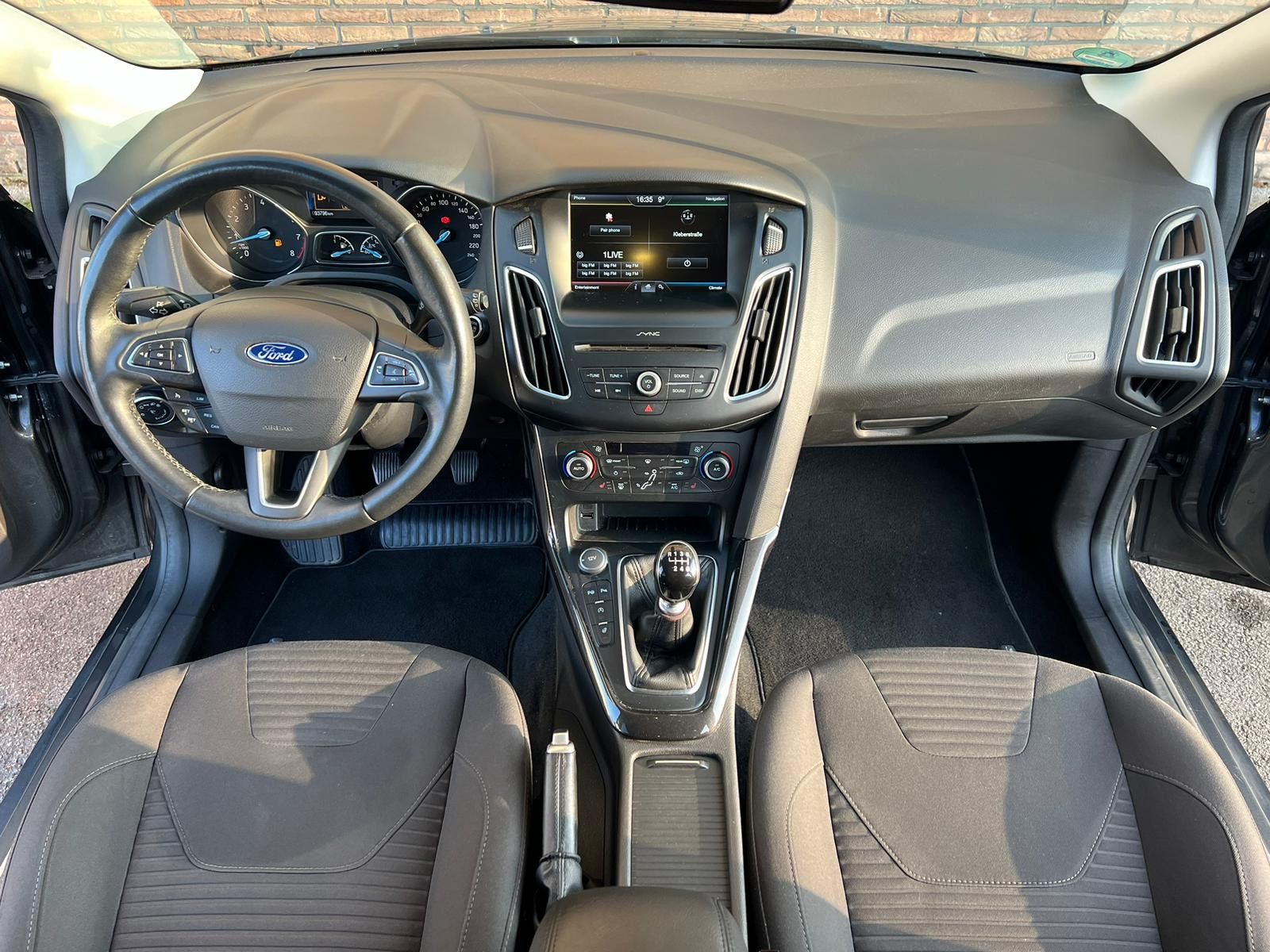 FORD Focus Turnier Titanium selbst Parkassistent