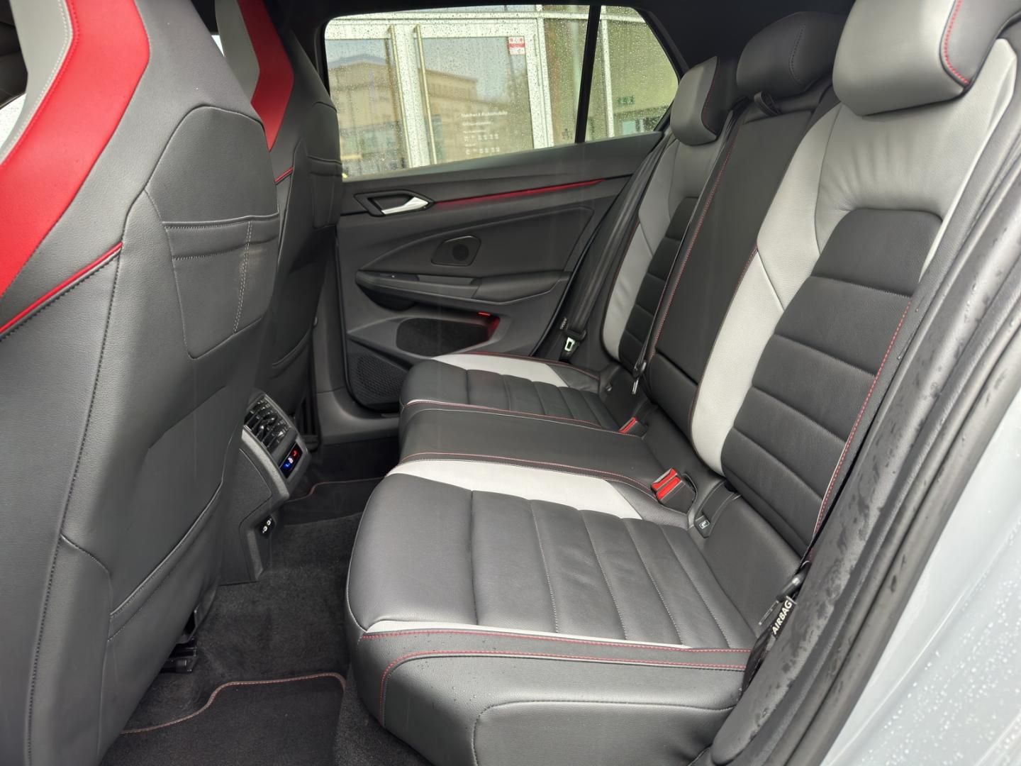 Fahrzeugabbildung Volkswagen Golf GTI Clubsport 2.0 TSI,DSG Leder,SD,RFK, Nav