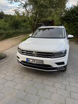 Volkswagen Tiguan Allspace 2.0TSI|Allrad|Pano|Standh|AHK - VW Tiguan Allspace Gebrauchtwagen in Hamburg