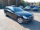 Mercedes-Benz E 250 E T-Modell E CDI BlueEfficiency - Mercedes-Benz E 250 aus 2011: Cdi