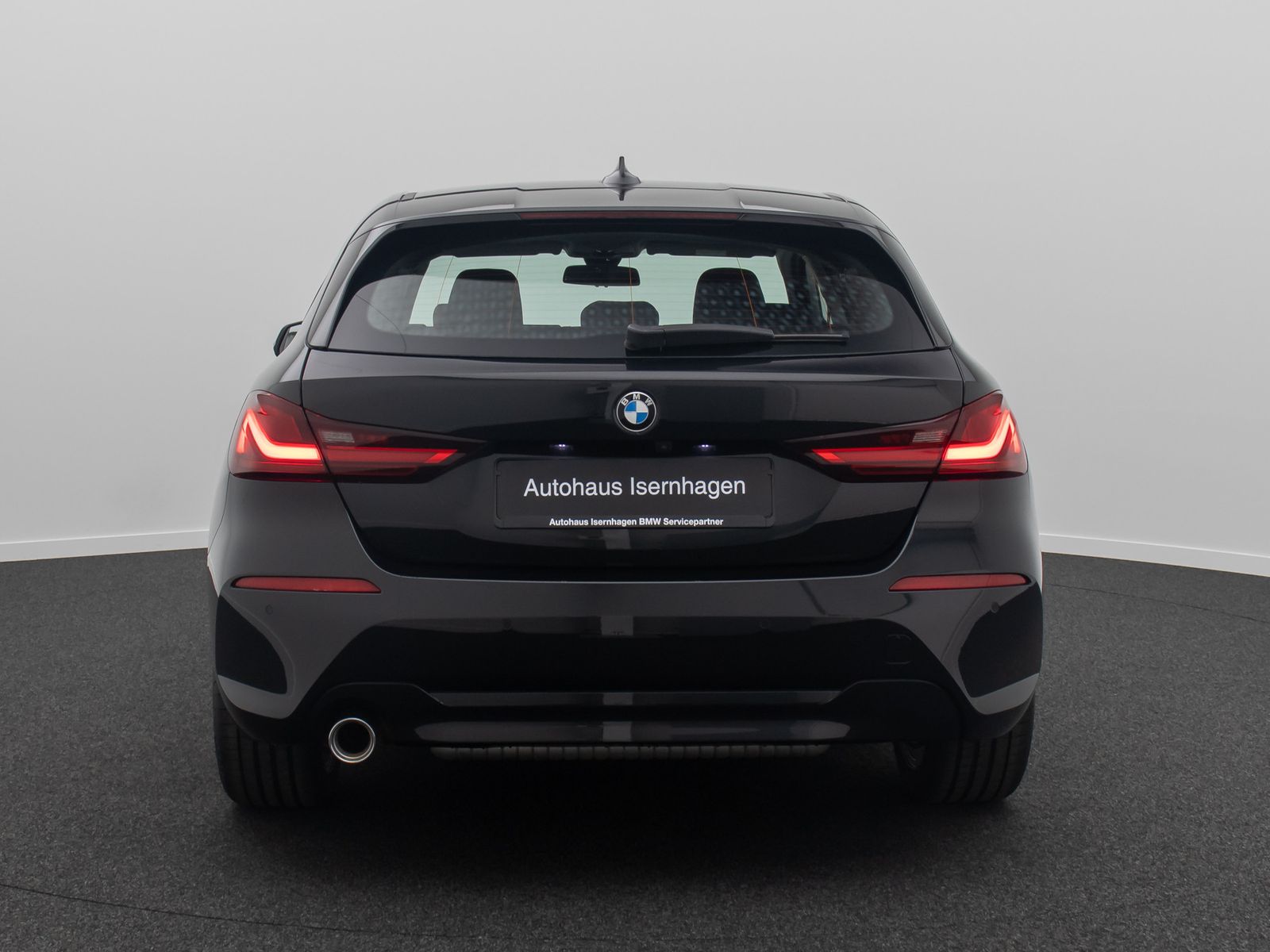 Fahrzeugabbildung BMW 118i Advantage HUD Kamera Alarm DAB CockpitProf