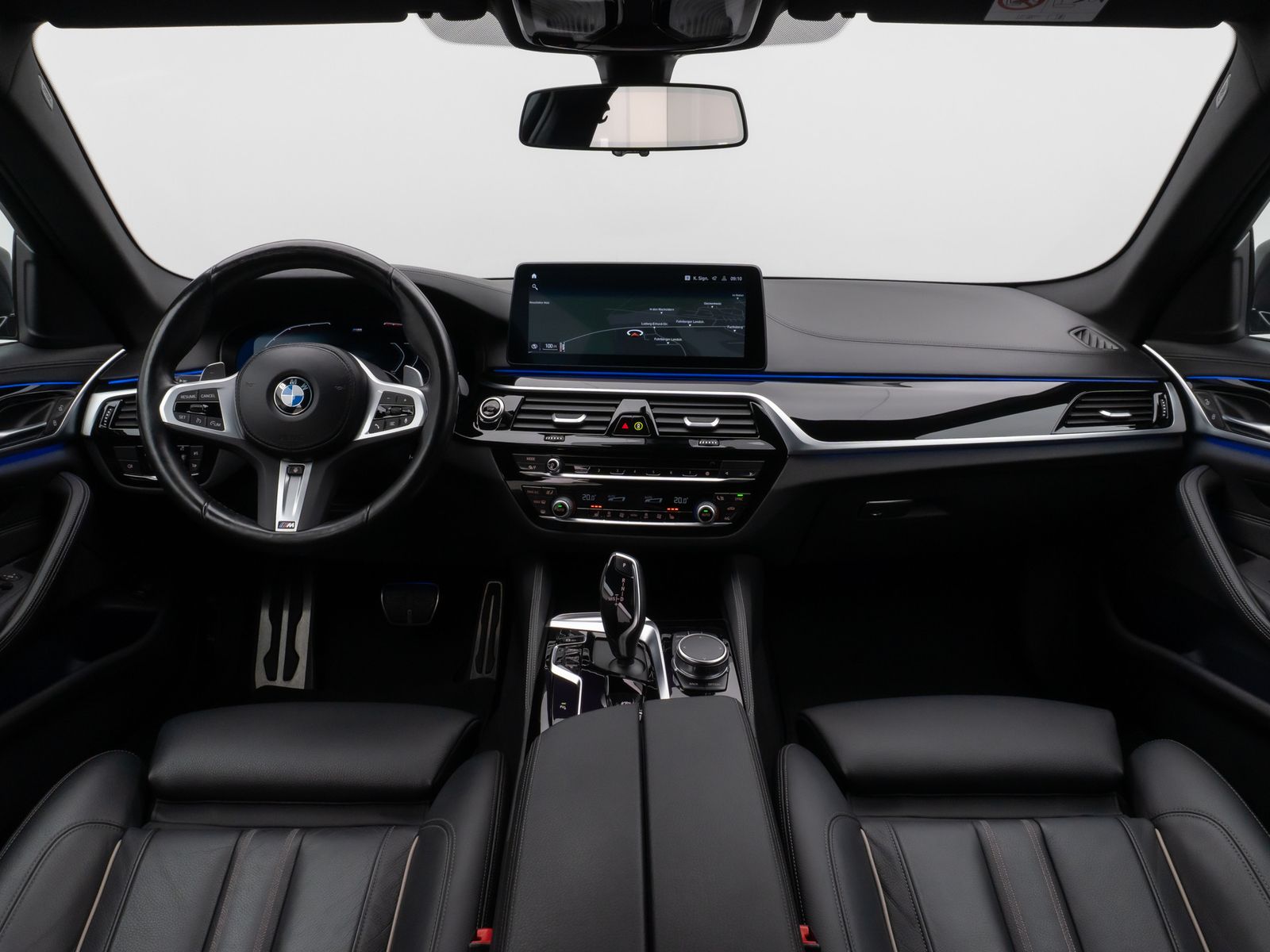 Fahrzeugabbildung BMW 520i M Sport Kamera DAB AHK Alarm Komfort 19Zoll