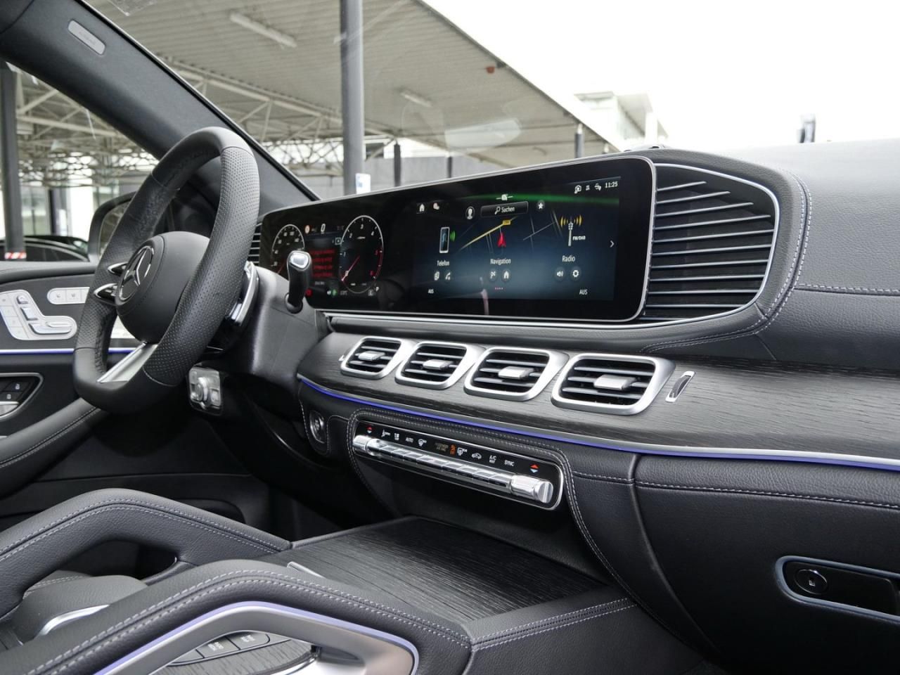 Mercedes-Benz GLE 300 d 4MATIC Coupé AMG Night Panorama 360° foto 18