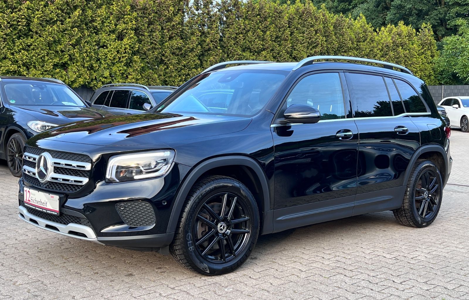 MERCEDES-BENZ GLB200d 8G-DCT Style-STANDHEIZUNG-KEYLESS GO-AHK