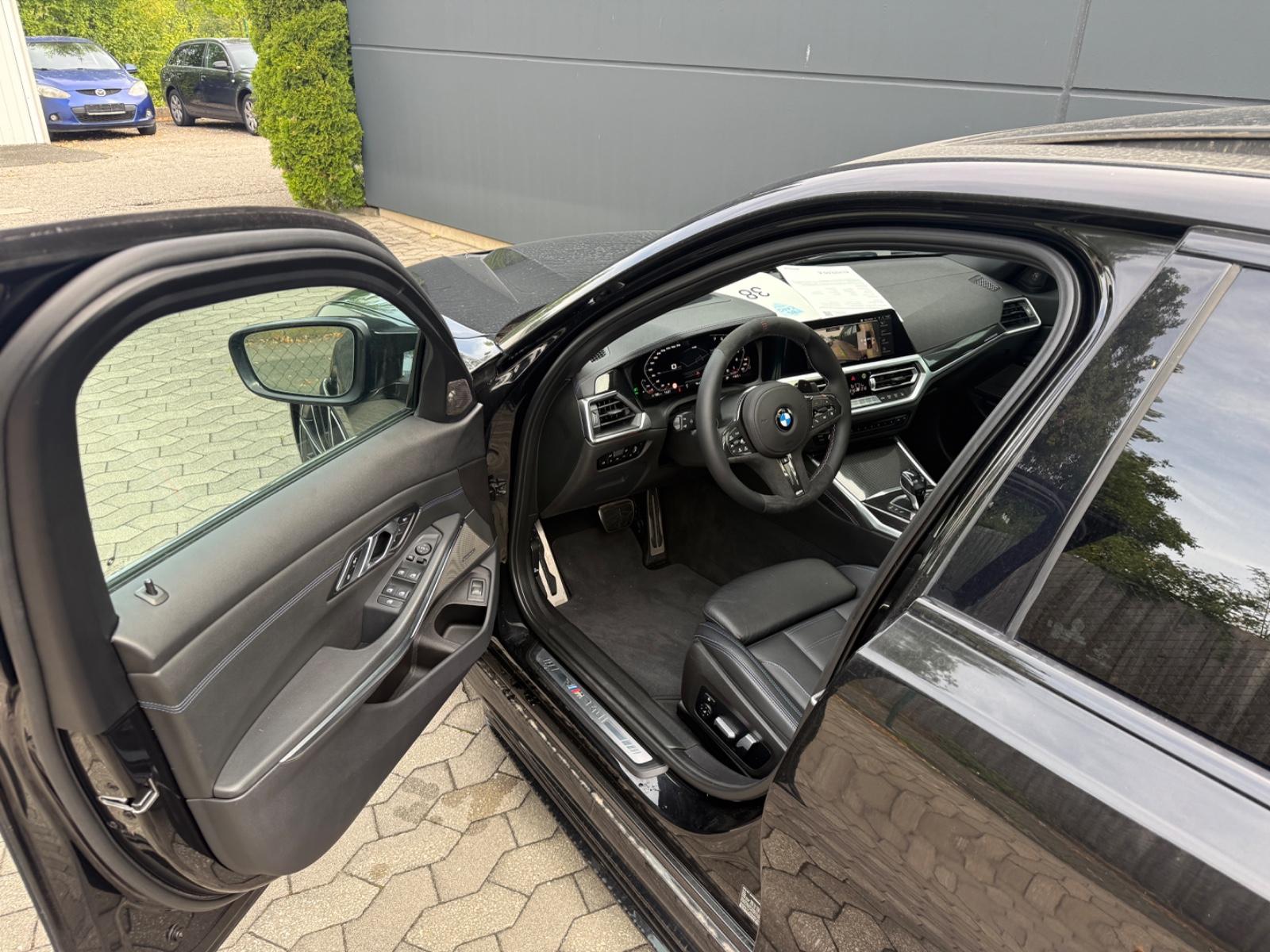 BMW M340i///M-Sport*Harman Kardon*360*CS Look