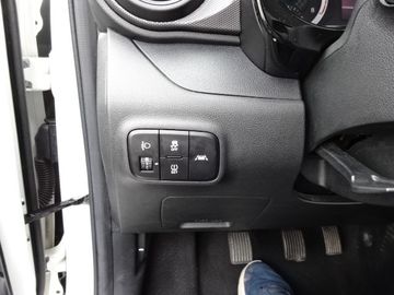 Fotografie 10 des Hyundai i10 1.0 Trend*SHZ*Klima*PDC*Navi über Carplay