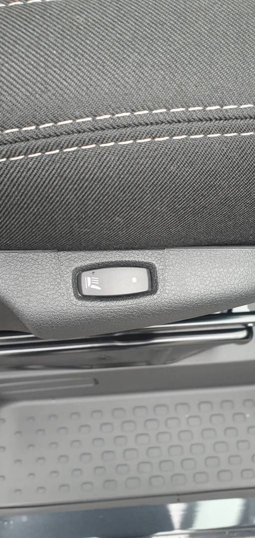 Fahrzeugabbildung Renault TRAFIC Pkw Grand Evolution Blue dCi 150 MY24