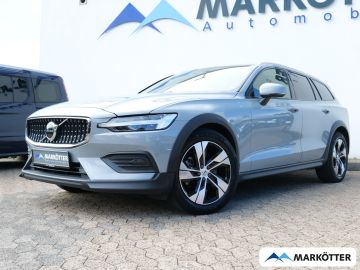 Volvo V60 Cross Country - 1