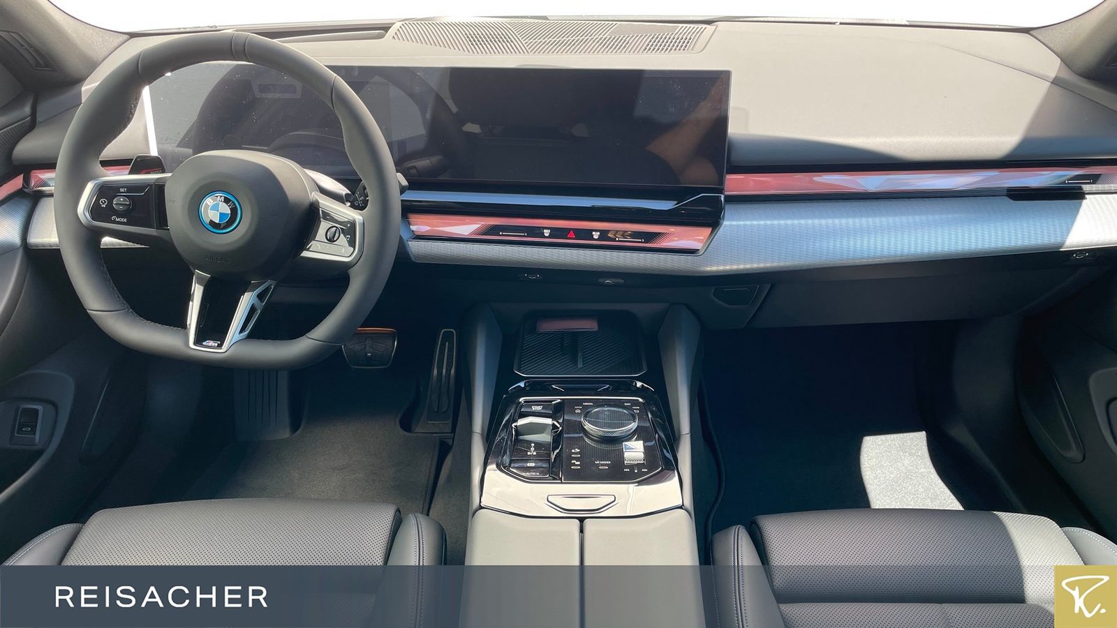 BMW i5 A Tou xDrive40 M-Sport,AHK,DAProf,Autom foto 6