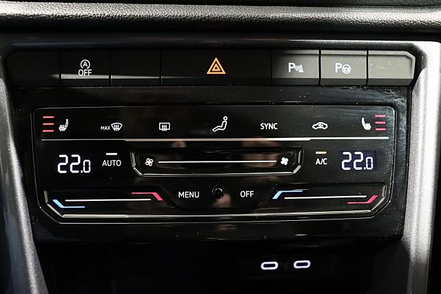 T-Roc Style 1.0 TSI AHK el.Heckklappe Winterr.AC