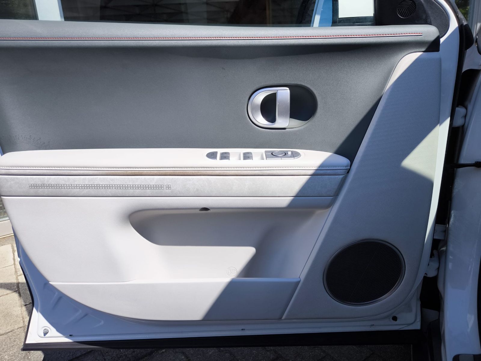 Fahrzeugabbildung Hyundai Ioniq 5 Techniq LEDER+NAVI+LED+SHZ+KAMERA+ACC+