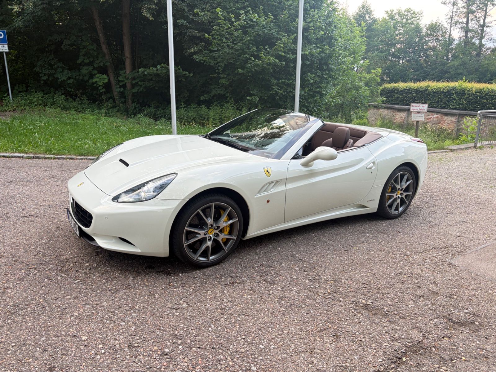 FERRARI California 2