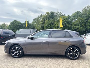 Bild 2 Opel Astra GS AT8/NAVI/SHZ+LHZ/PDC vo+hi+360Cam
