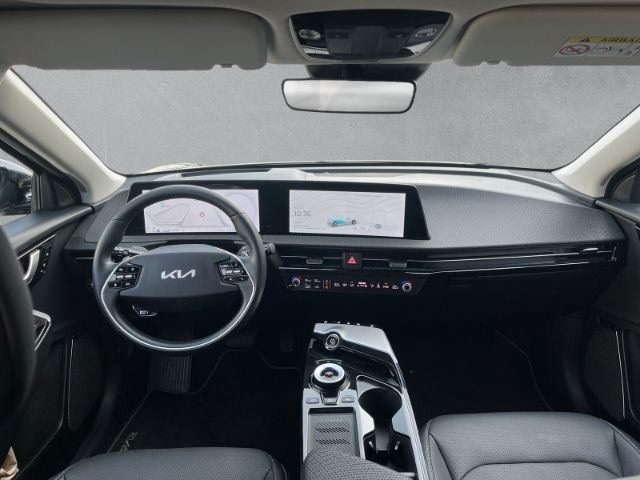 Fahrzeugabbildung Kia EV6 Basis 58 RWD *WÄRMEPUMPE* *360°KAMERA* *SITZ