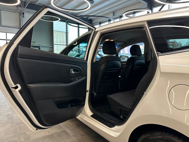 Kia Carens UEFA Euro 2016 *2. Hand*Klima*Kamera*Navi