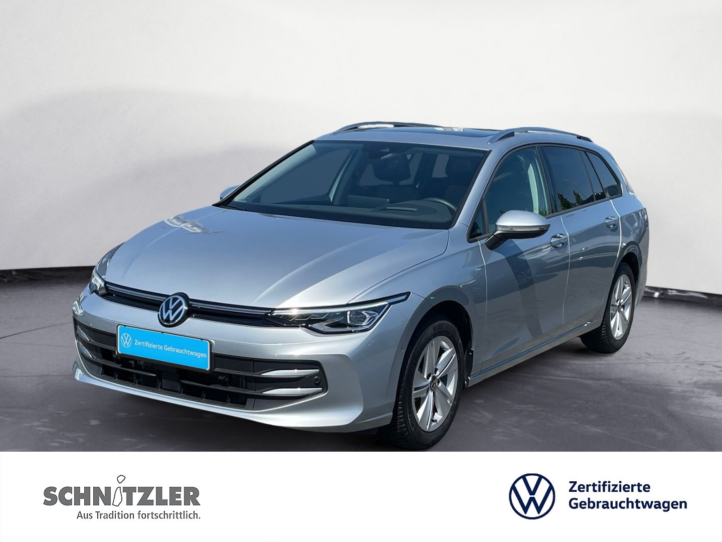 Volkswagen Golf Variant 1.5 TSI DSG Life MATRIX NAVI PANO H foto 1