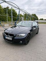 BMW E90 318D - BMW 318 mit Diesel-Antrieb: Limousine, E90