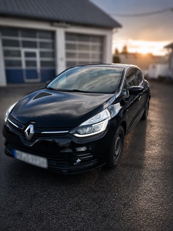 Image of Renault Clio