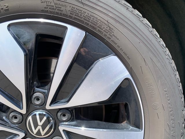 Golf 8 VIII Move 2.0 TDI Panodach Navi