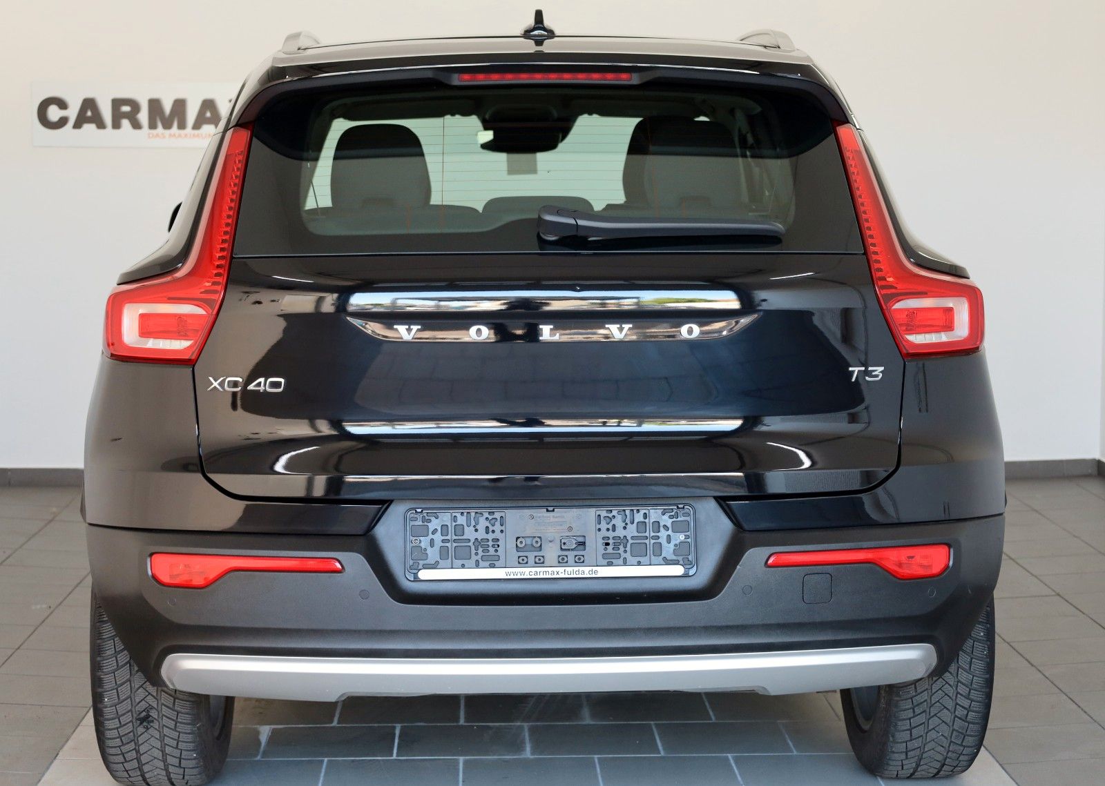 Fahrzeugabbildung Volvo XC40 T3 Momentum Pro, Navi, LED, DAB, PDC